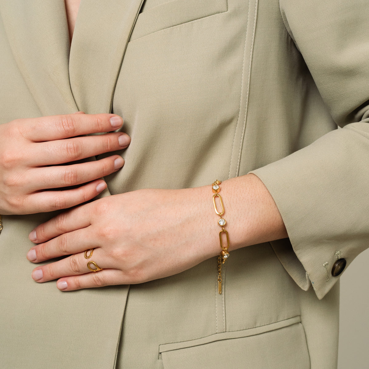 Oval Link Stone Chain Bracelet