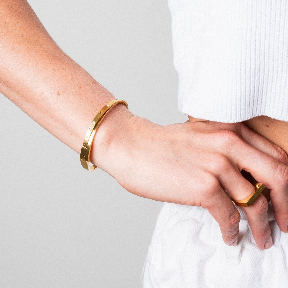 Roman Numeral Intertwine Bangle Bracelet