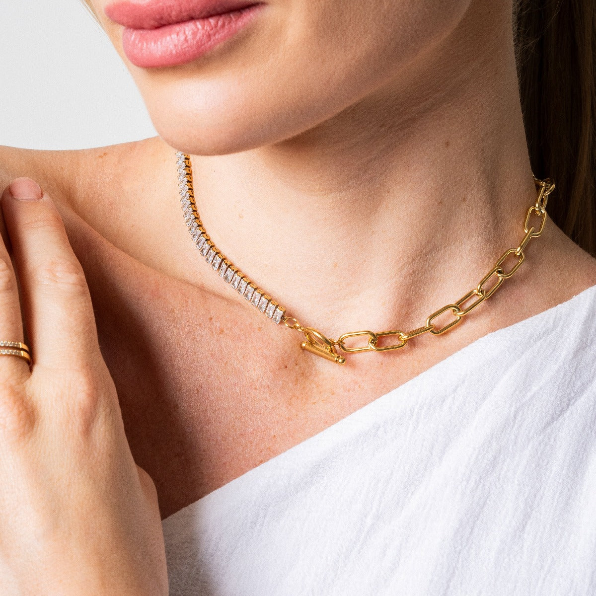 Cordelia Toggle Necklace