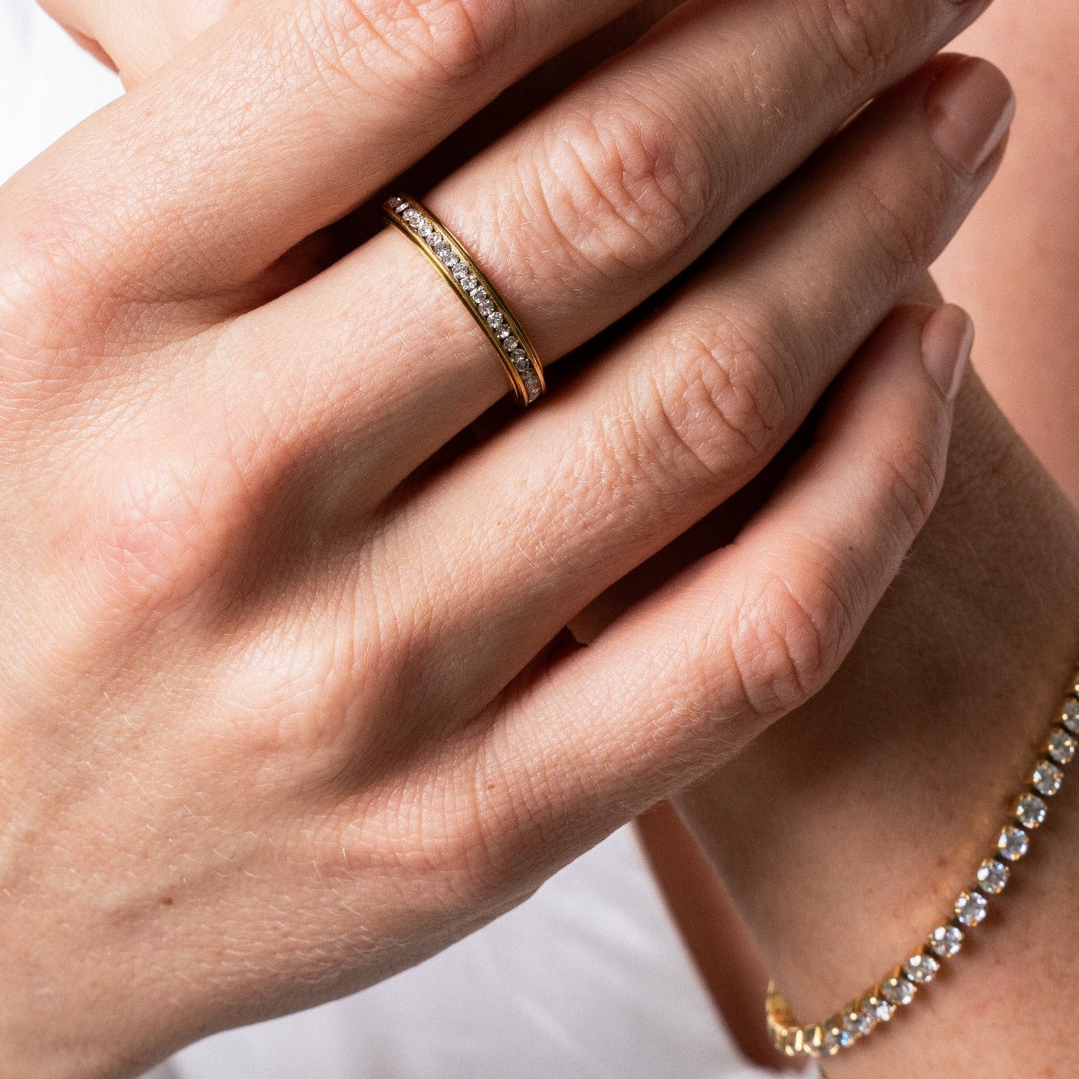 Rotatable Stone Ring