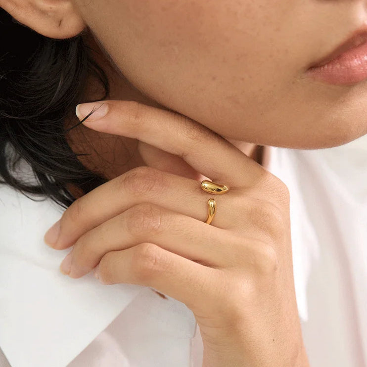Elowen™ Adjustable Ring