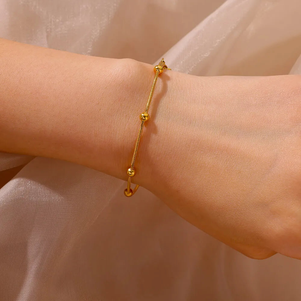 Solenne Minimalist Bracelet