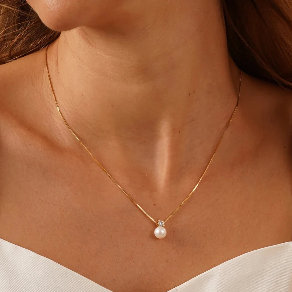 Seraphine Pearl Pendant Necklace