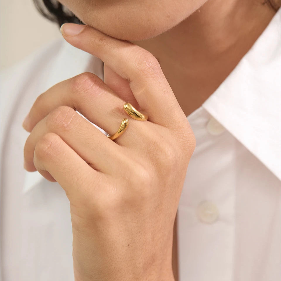 Elowen™ Adjustable Ring