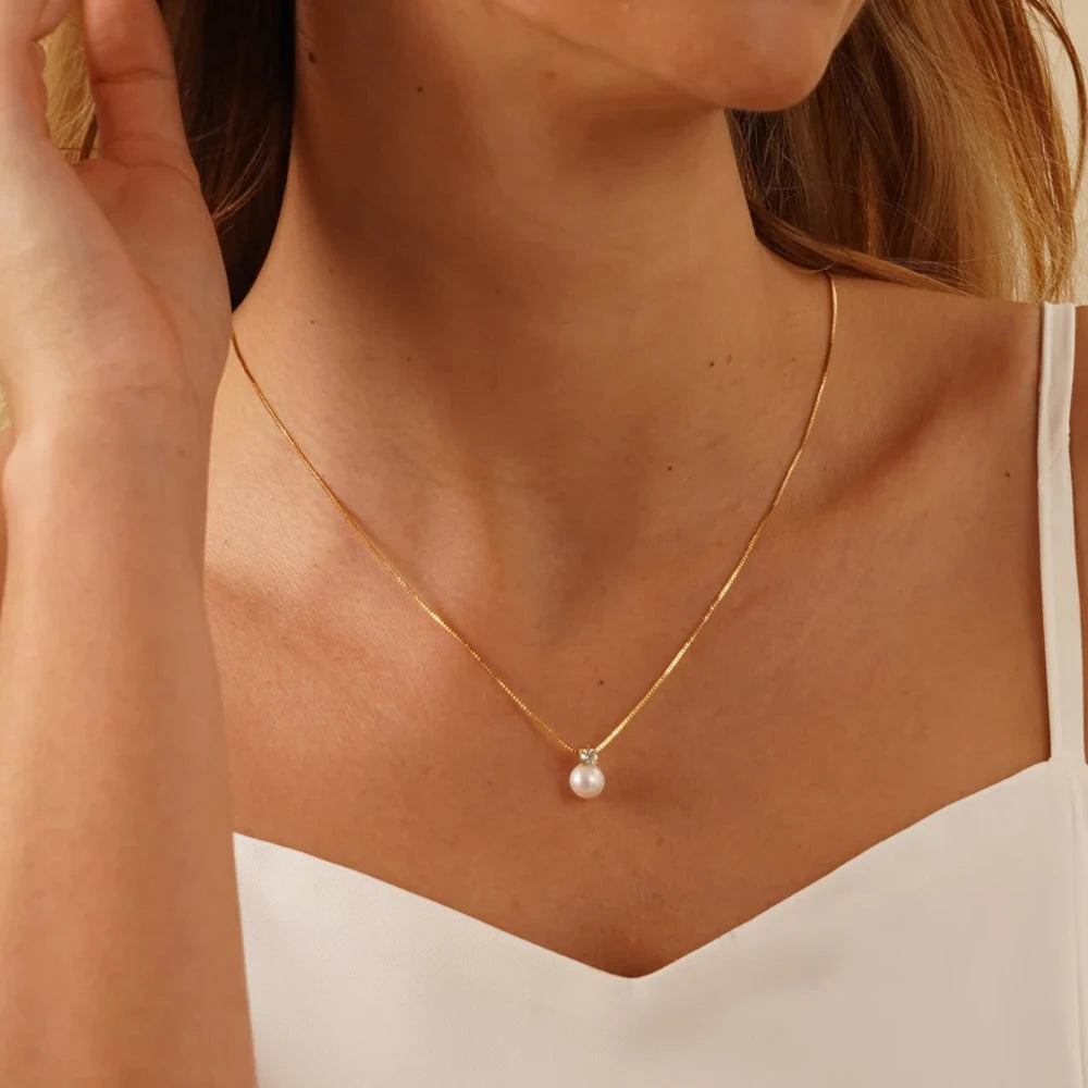 Seraphine Pearl Pendant Necklace